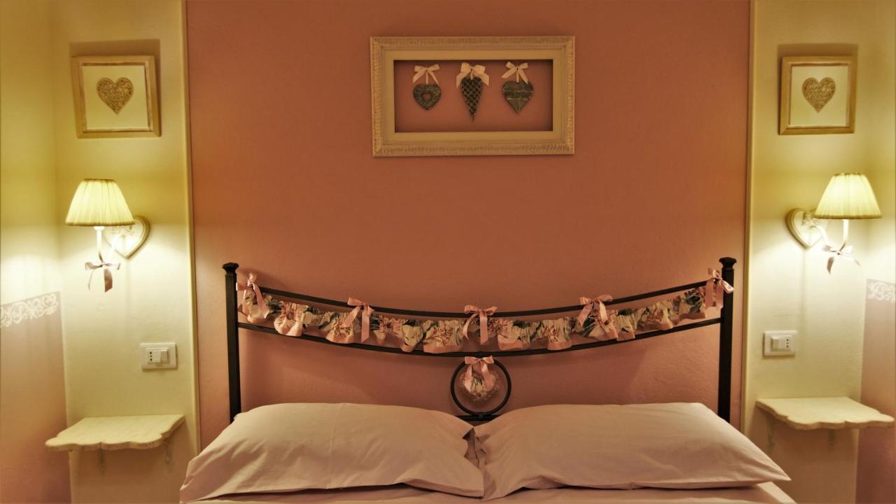 La Casina Dei Cuori Di Nonna Miglia Villa Pallerone ภายนอก รูปภาพ